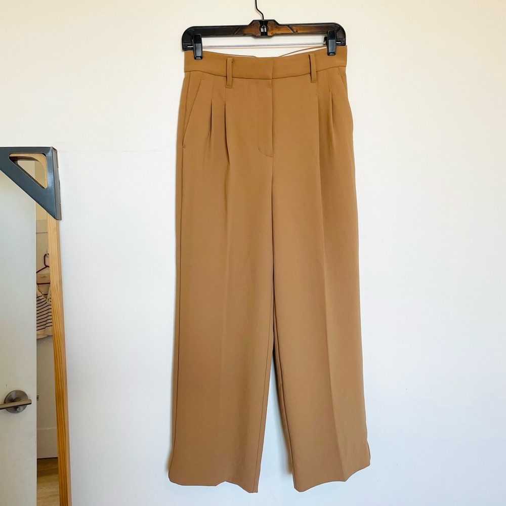 Aritzia (Wilfred) Effortless Pants in Camel